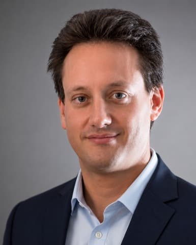 Portrait of Dr Paul Bentley, PhD